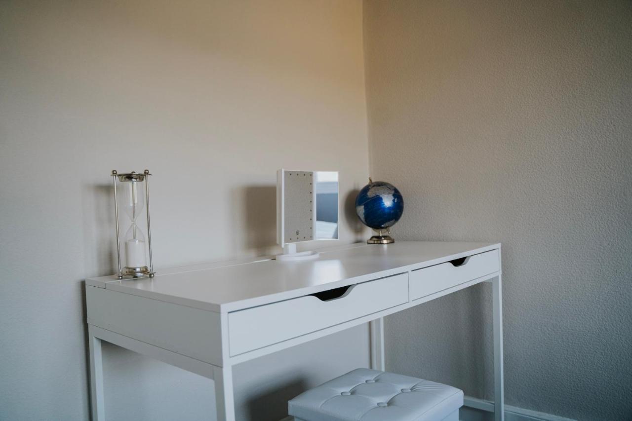 Roman Penthouse- City Skyline Views, 4K Tvs, 5G Wifi And More! Lägenhet Bath Exteriör bild
