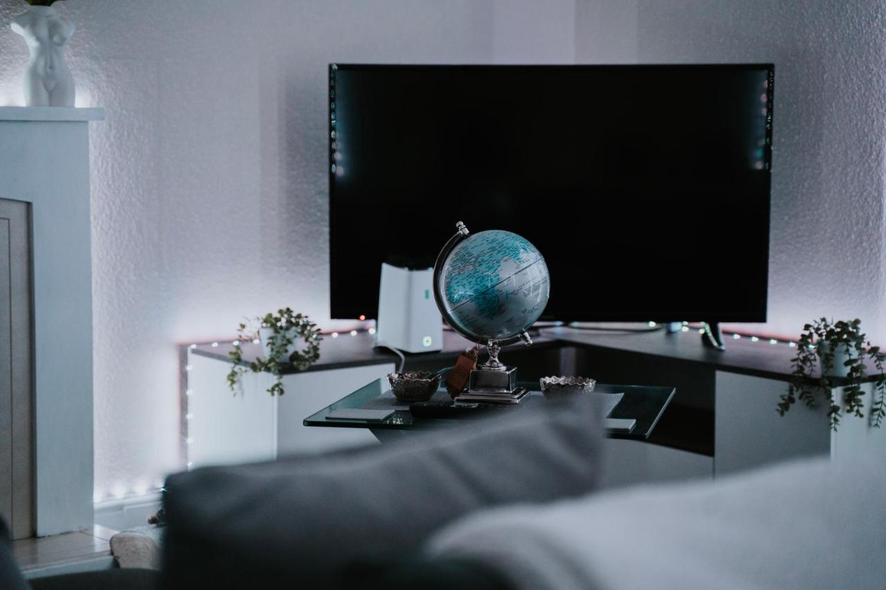 Roman Penthouse- City Skyline Views, 4K Tvs, 5G Wifi And More! Lägenhet Bath Exteriör bild