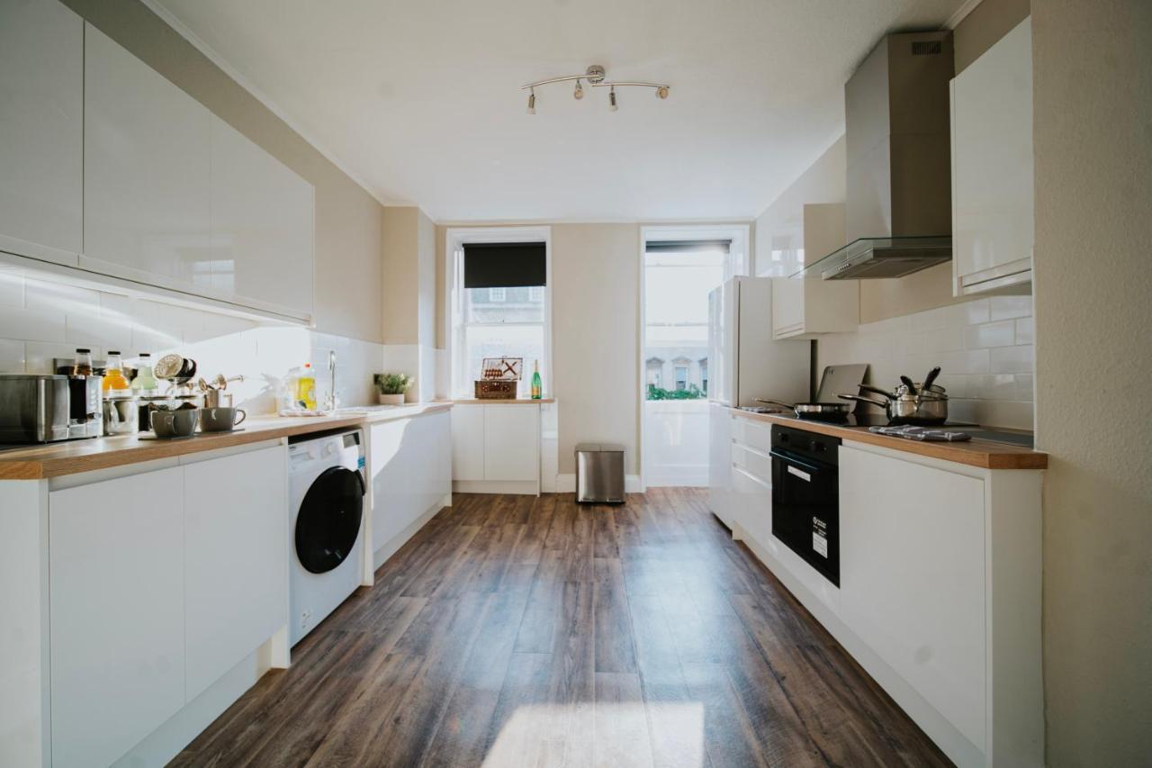 Roman Penthouse- City Skyline Views, 4K Tvs, 5G Wifi And More! Lägenhet Bath Exteriör bild